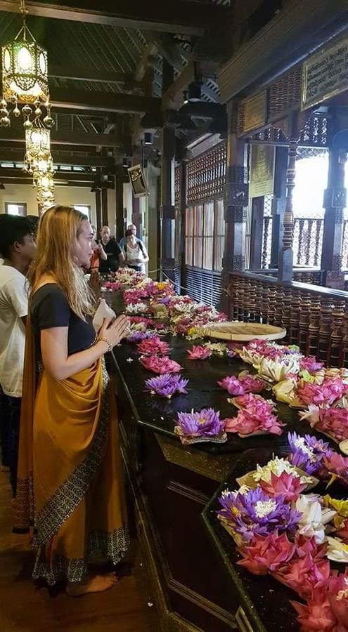 Nisansala Homestay Kandy Deiyannewela Buitenkant foto