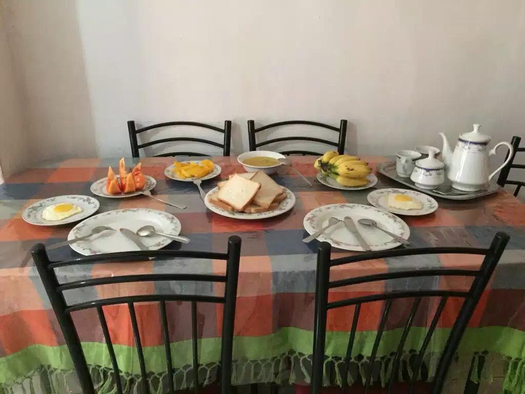 Nisansala Homestay Kandy Deiyannewela Buitenkant foto