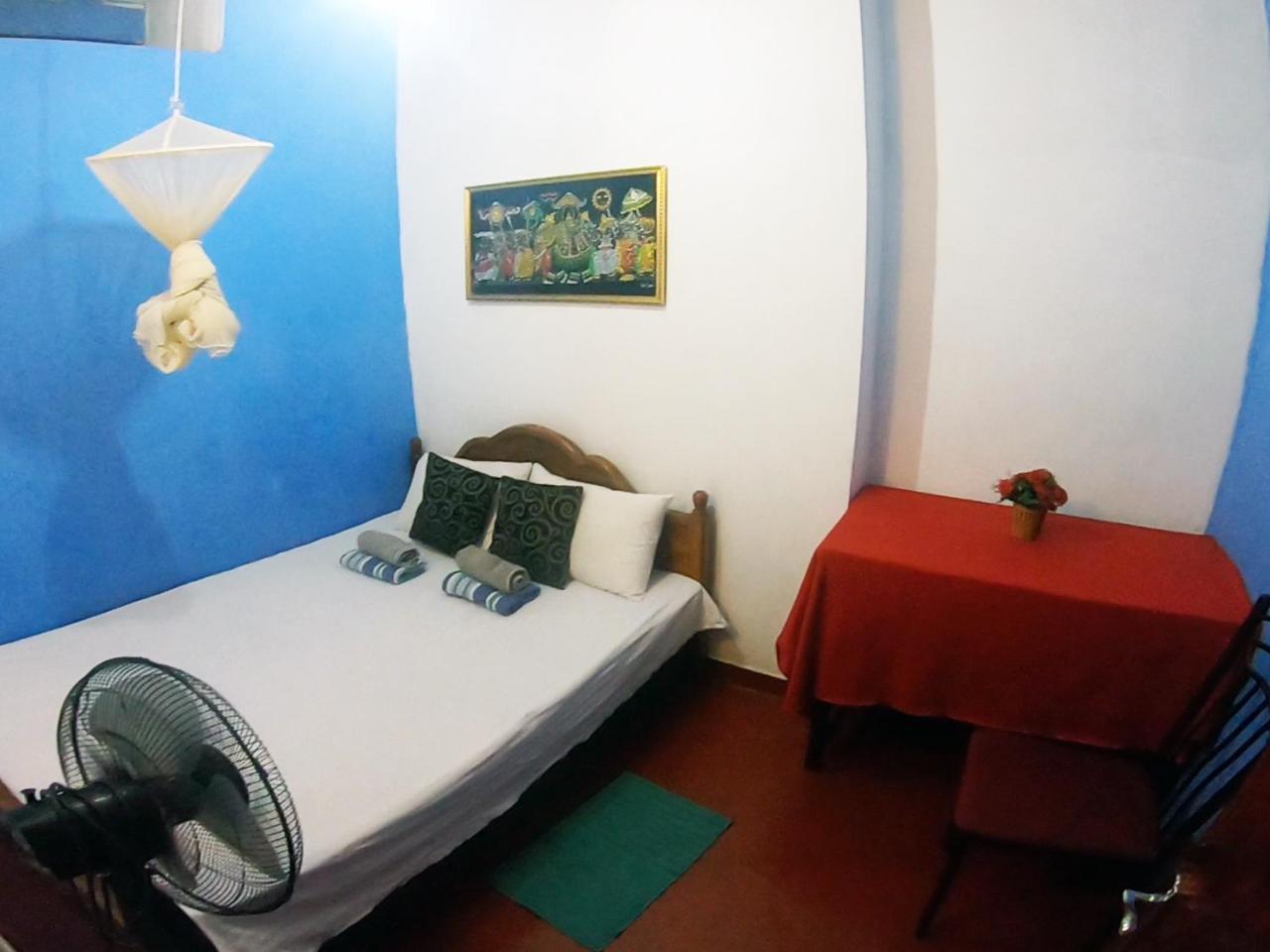 Nisansala Homestay Kandy Deiyannewela Buitenkant foto